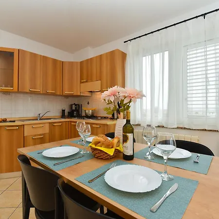 Apartman 2310 Galižana