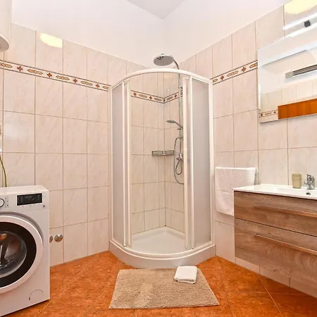2310 Apartman Galižana