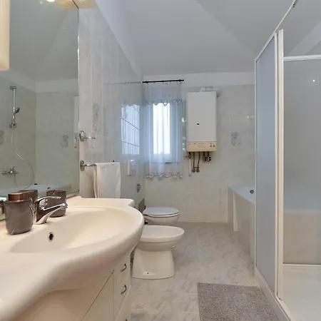 2310 Apartman