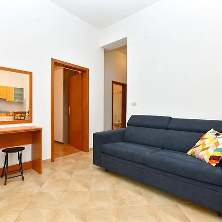 2310 Apartman