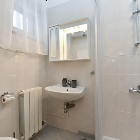 2310 Apartment *