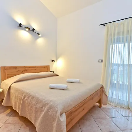 2310 Apartment *